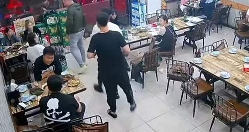 唐山烧烤最新爆料新闻,最新爆料揭露惊人内幕  第1张